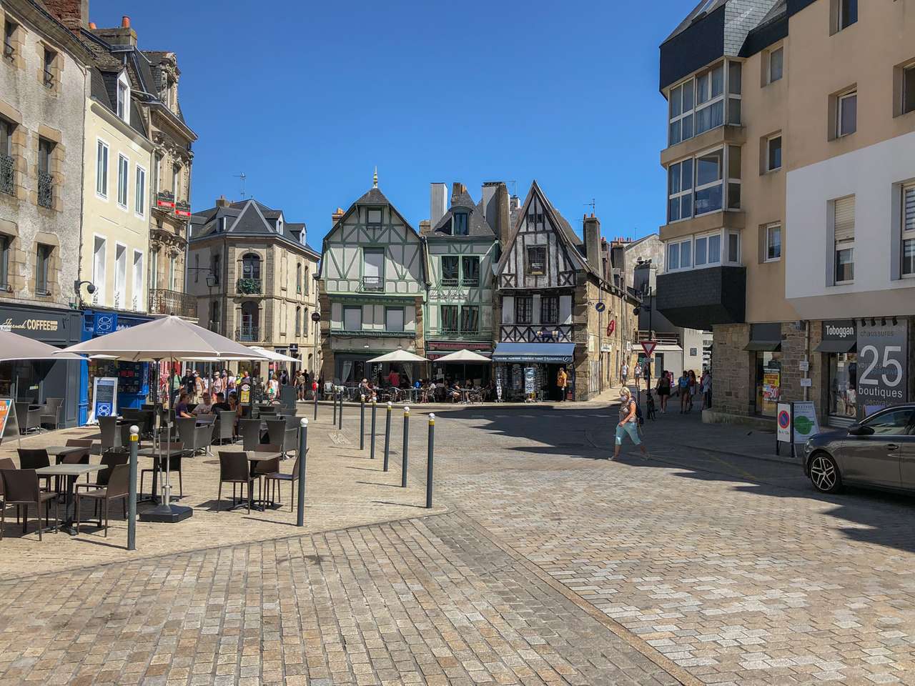 Auray